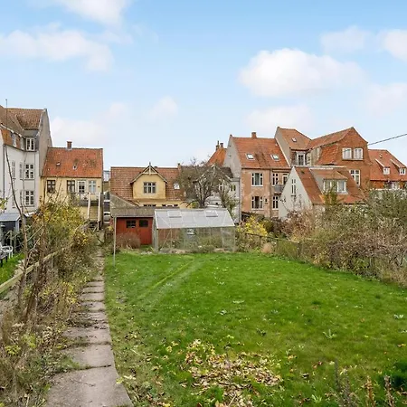 Stunning In With Kitchen *