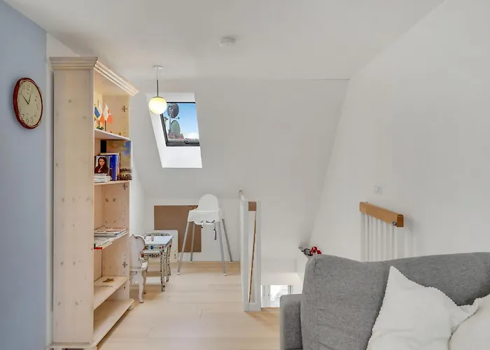Ferienhaus Stunning In With Kitchen